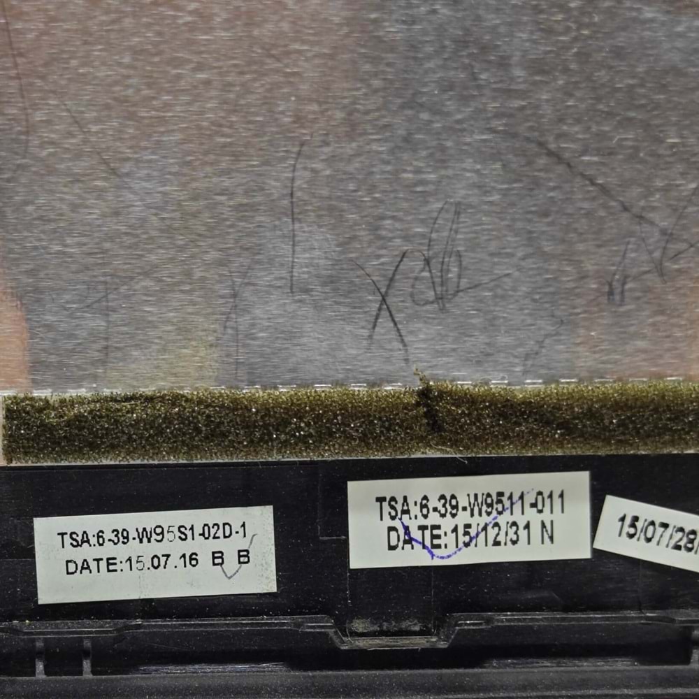 2.EL - Orjinal Grundig GNB 1550 A1 B2 GNB1550 A1 B2 Notebook Ekran Arka Kapak Lcd Cover