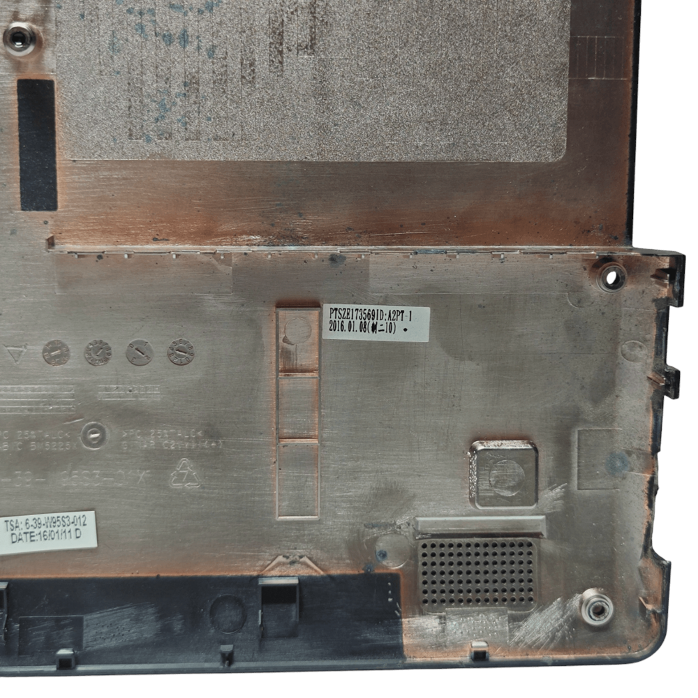 2.EL - Orjinal Grundig GNB 1550 A1 B2 GNB1550 A1 B2 Notebook Alt Kasa