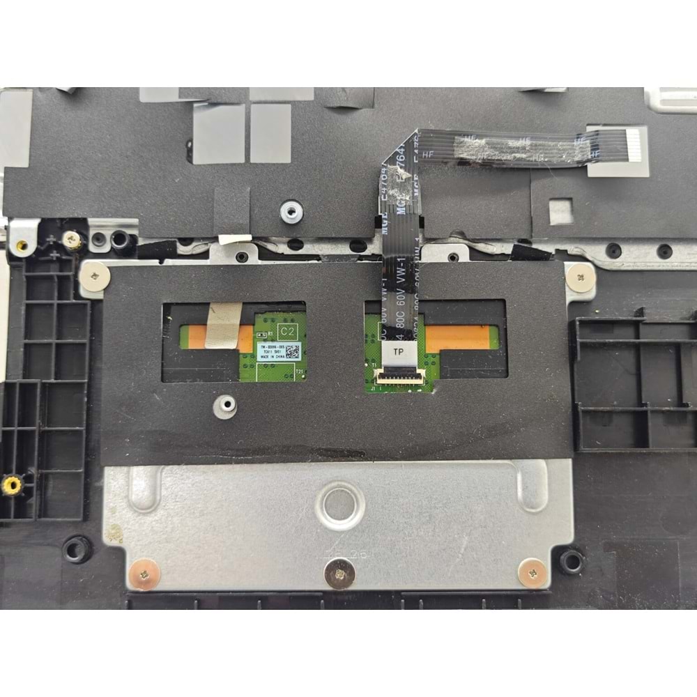 2.EL - Defolu Orjinal Dell İnspiron 15 3000 3551 3552 3553 3558 P47F Notebook Klavye Kasa