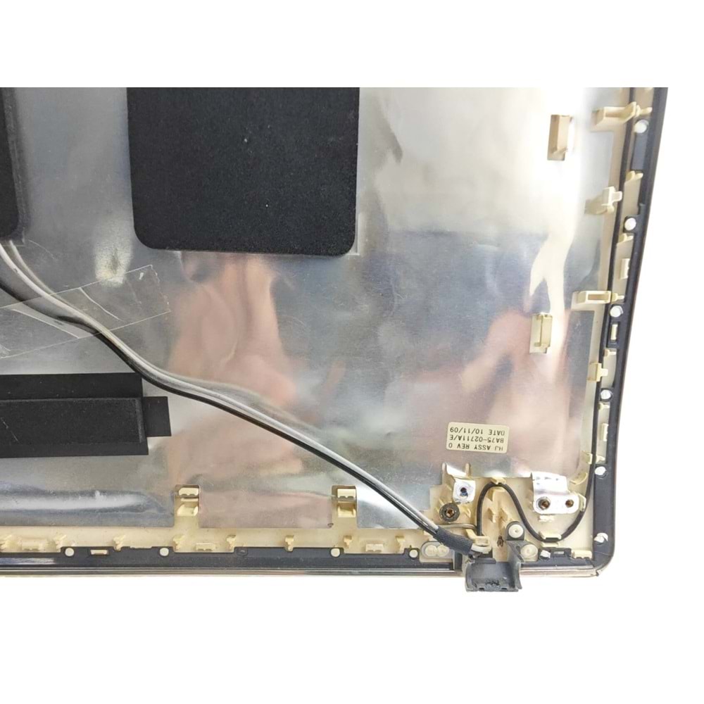 2.EL - Defolu Orjinal Samsung NP-SF510 NP-SF511 NPSF510 NPSF511 Notebook Ekran Arka Kapak Lcd Cover