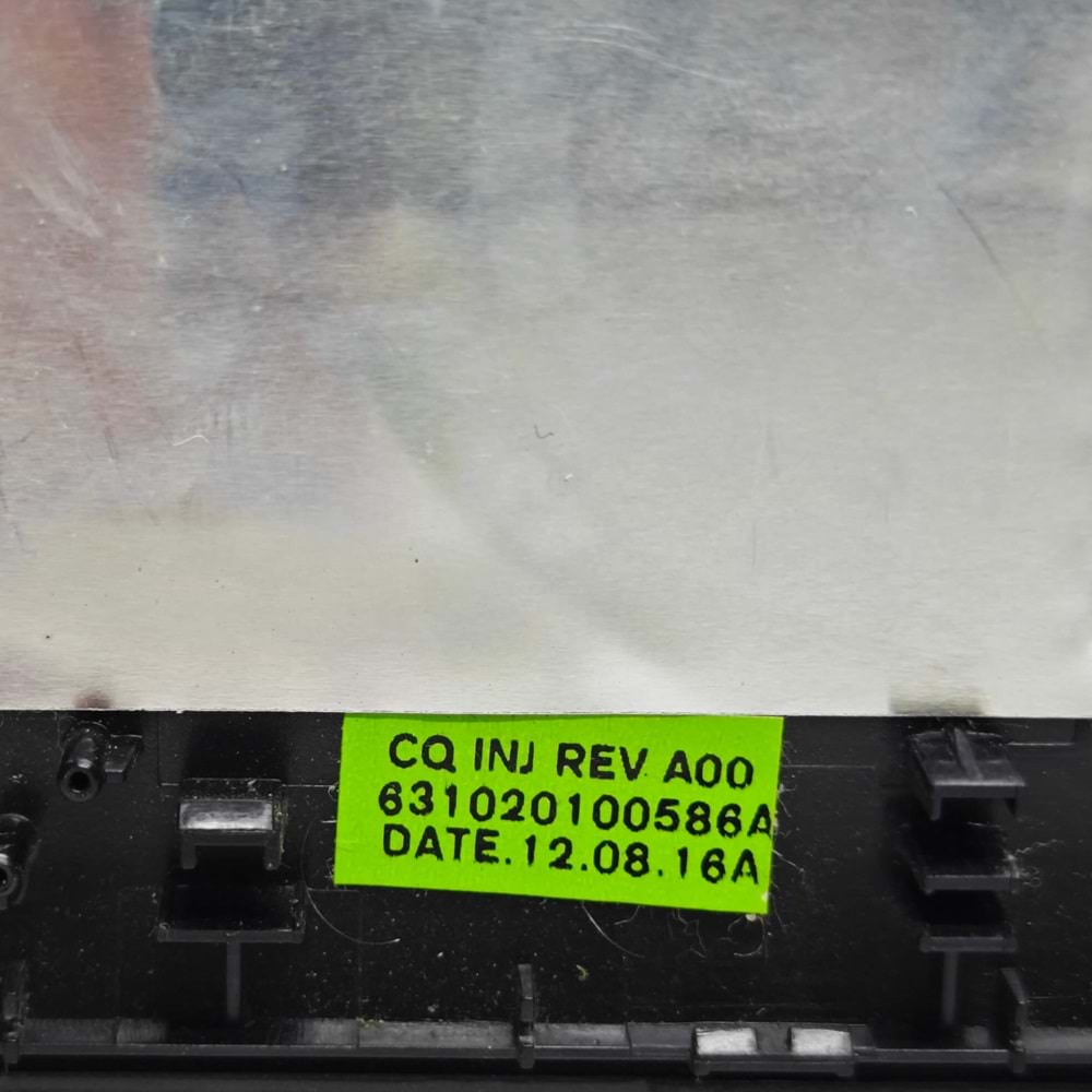 Defolu Orjinal Çıkma Samsung NP300E5A NP305E5A NP300E5C Notebook Ekran Arka Kapak Lcd Cover