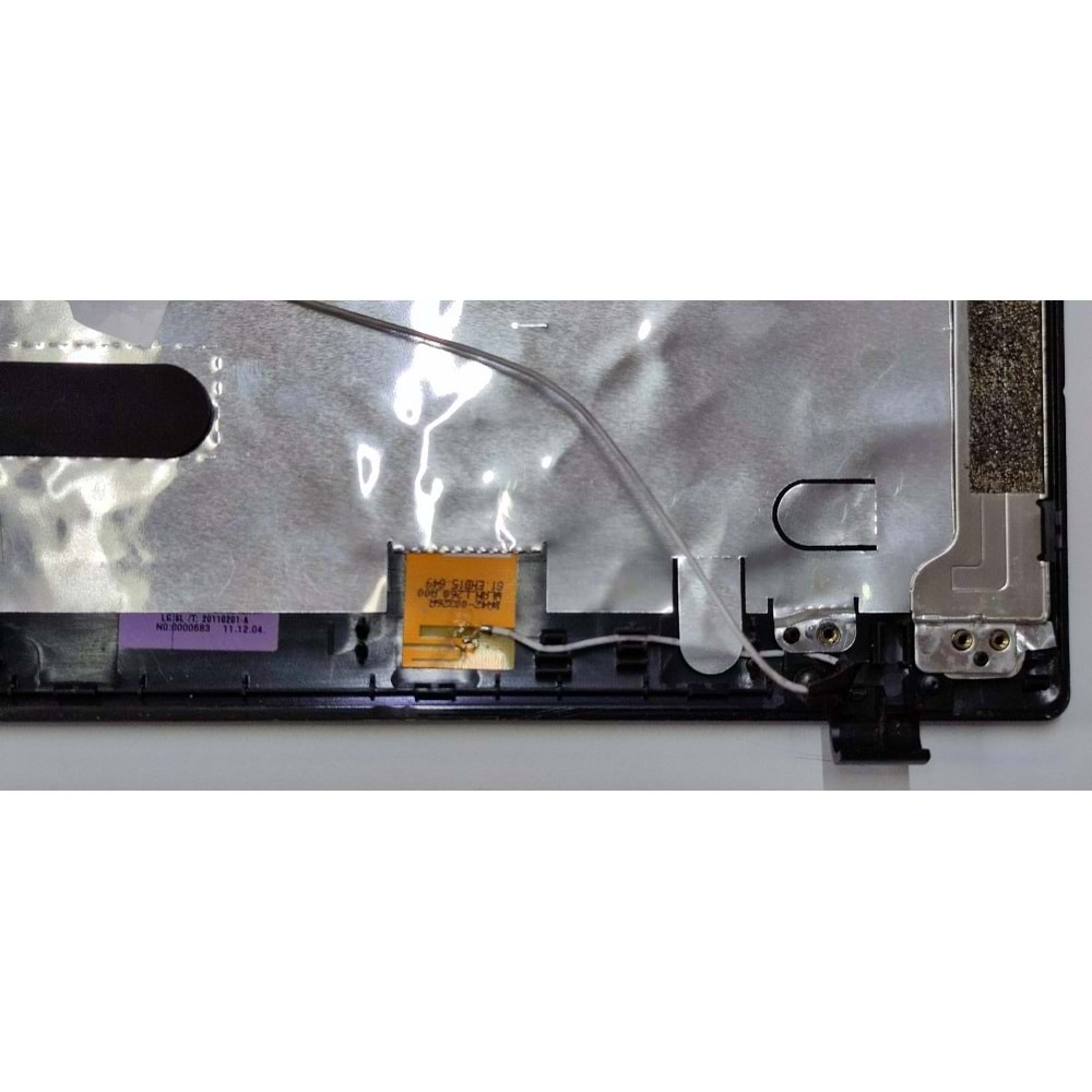 2.EL - Orjinal Samsung NP305E5A NP305E5Z Ekran Arka Kapak Lcd Cover - BA75-03554A