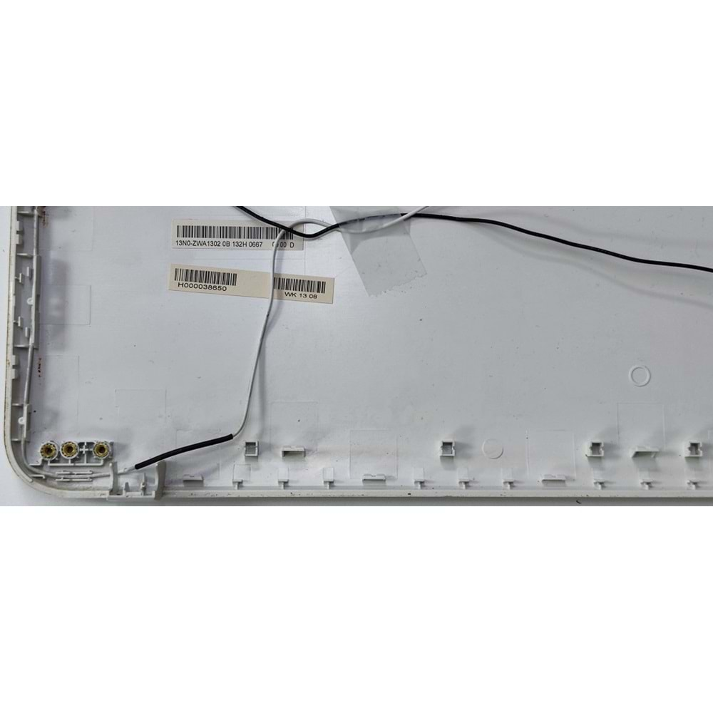 2.EL - Orjinal Toshiba Satellite C850 C850D C855 C855 L850 Beyaz Notebook Ekran Arka Kapak Lcd Cover - H000038650