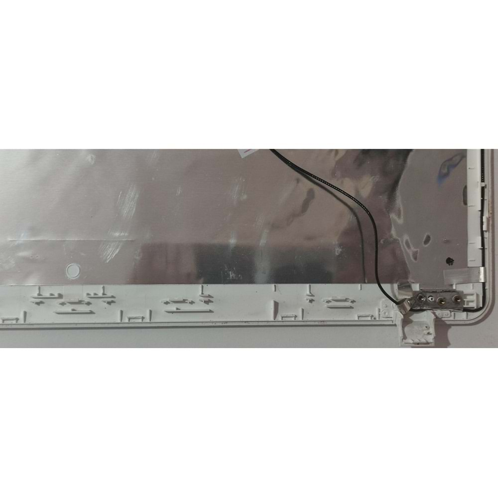 2.EL - Orjinal Beyaz Acer Aspire E1-731 E1-771 E1-731G TravelMate P273M Packard Bell LV44 VG70 Notebook Ekran Arka Kapak Lcd Cover - 13N0-99A0821