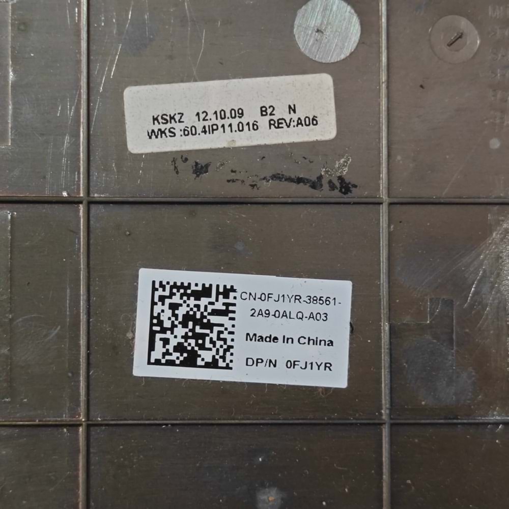 2.EL - Orjinal Dell Vostro 1540 1550 2520 Notebook Alt Kasa