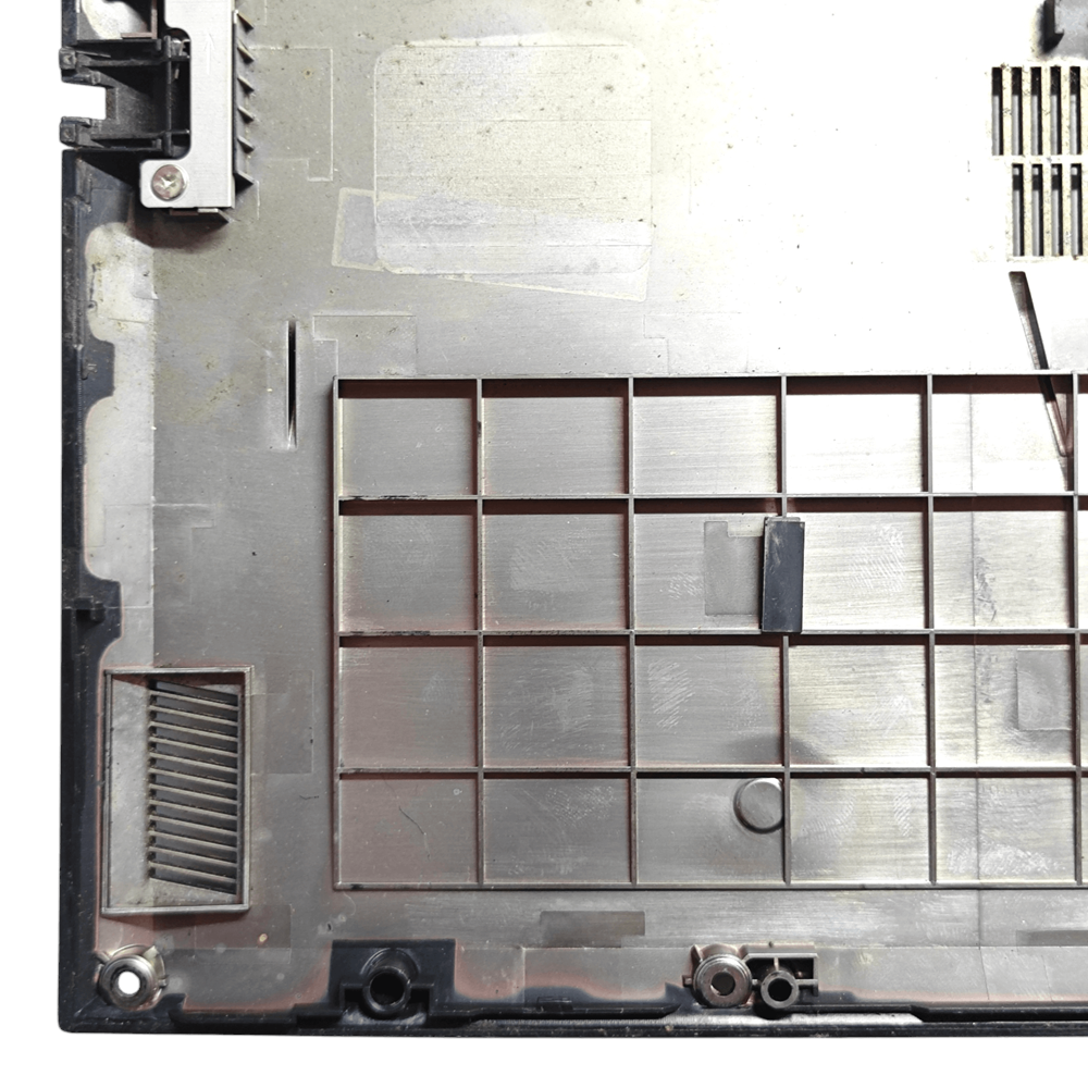 2.EL - Orjinal Monster Abra A5 V15.1 V15.2 V15.3 V15.4 V15.5 V15.6 V15.7 V15.8 Notebook Alt Kasa