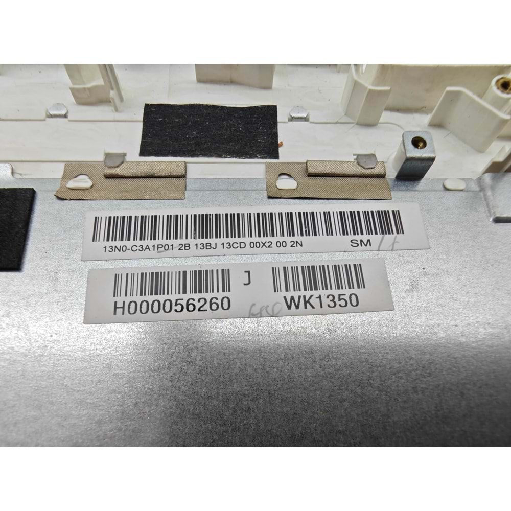 2.EL - Orjinal Toshiba Satellite L50-A S50D-A Notebook Beyaz Üst Kasa